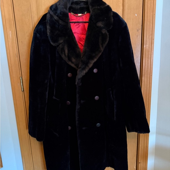 Charlie Baker Clothes Other - Luxurious Black Fur-Trimmed Trench Coat